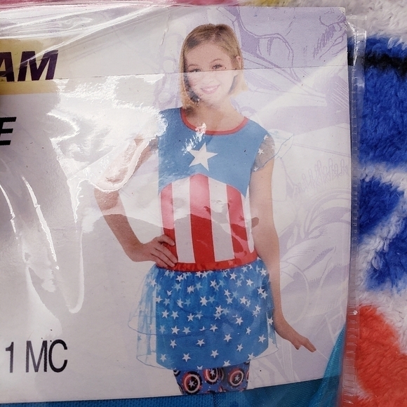 NWT Marvel Captain America American Dream Tunic Top Child M/L Halloween Costume - Picture 4 of 7